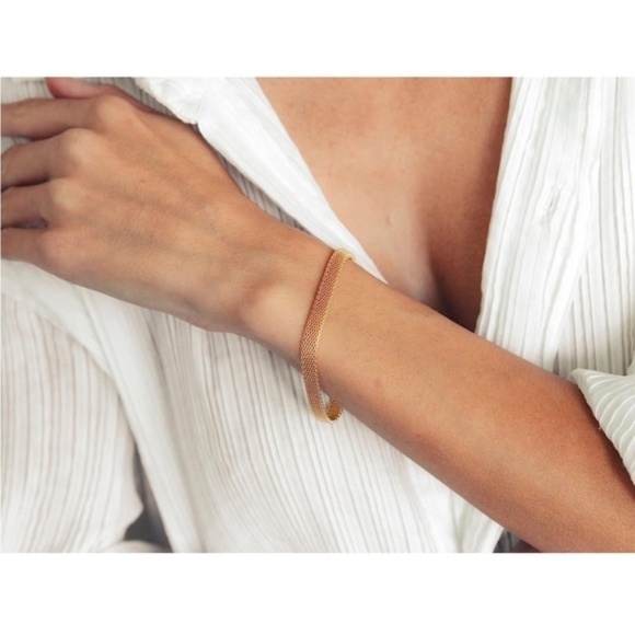 GOLD 18k Gold Plated Mesh Bracelet - Picture 1 of 3